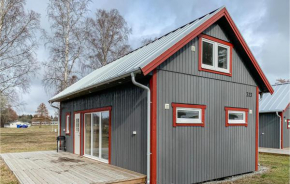 Nice home in Löttorp with WiFi and 4 Bedrooms, Löttorp